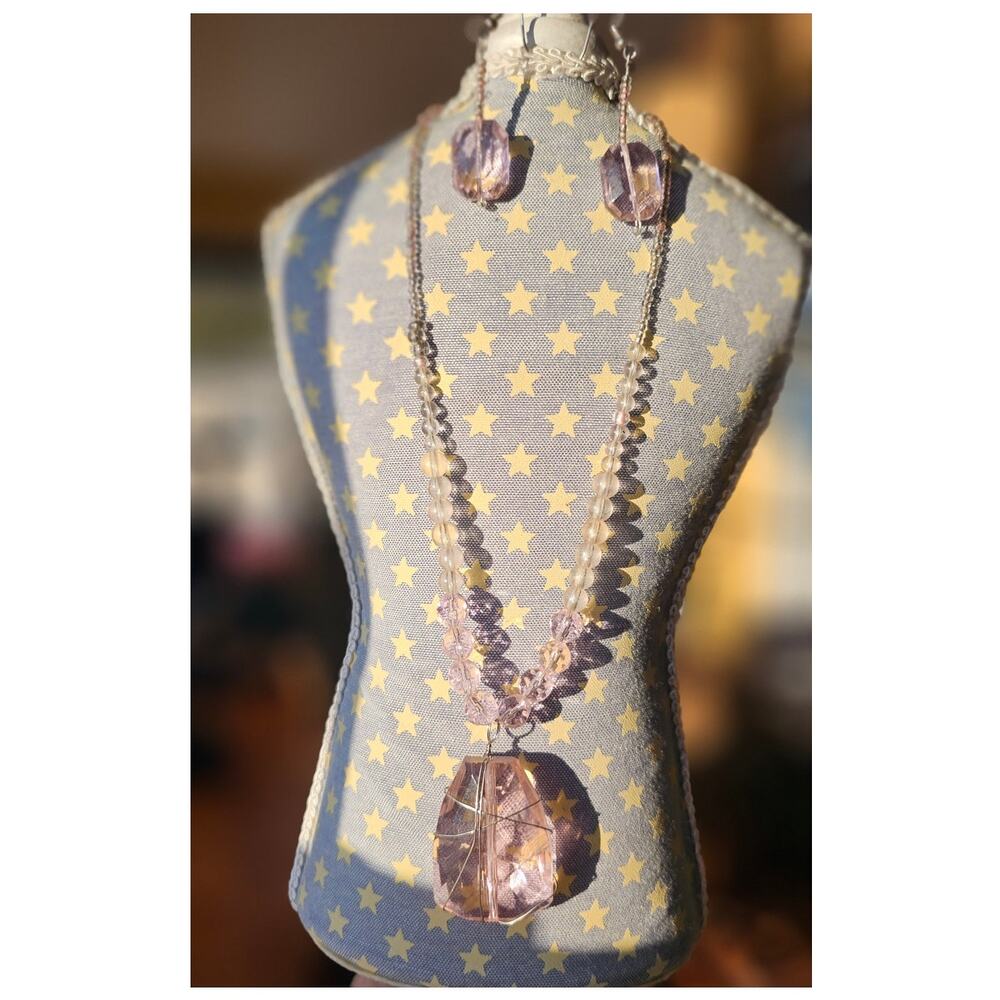 Vintage Acrylic Wire Wrapped Pendant and Beaded Necklace with Matching Earrings